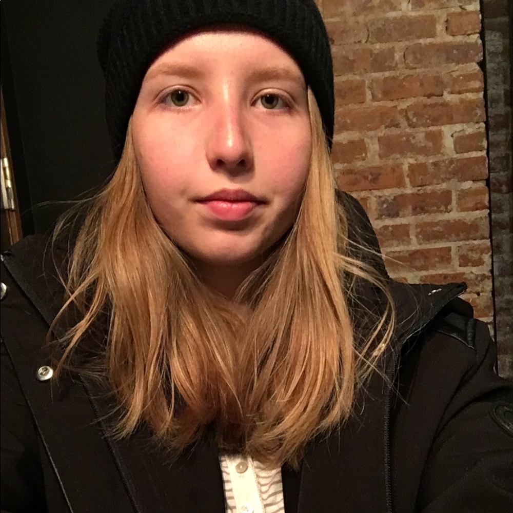 Meet your Posher, Jade